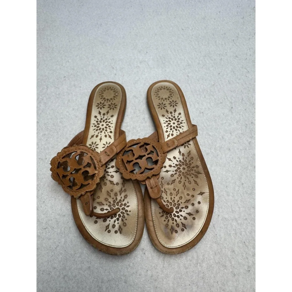 Tory Burch Miller Scalloped Medallion Sandals Women's Size 8.5 Brown Leather